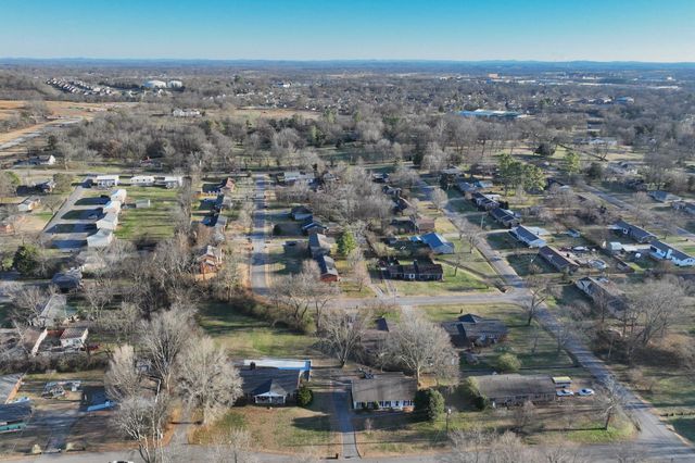 939 Sunset Dr, Gallatin, TN 37066