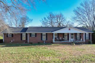 939 Sunset Dr, Gallatin, TN 37066