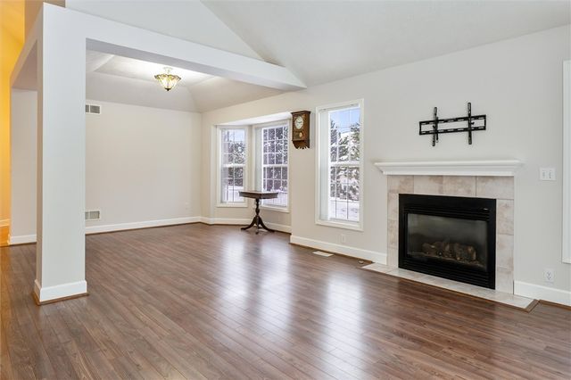 20 Magnolia Ln, Webster, NY 14580