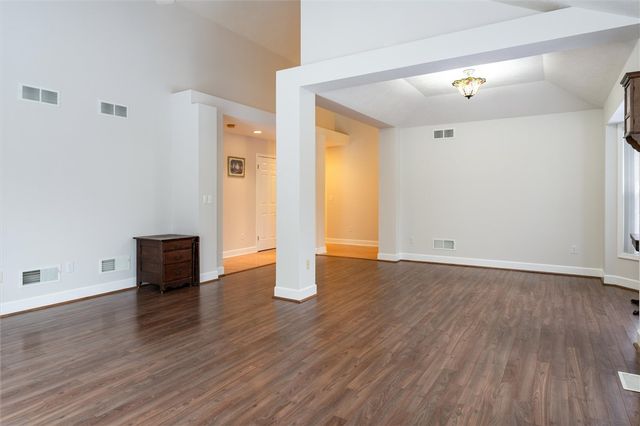 20 Magnolia Ln, Webster, NY 14580