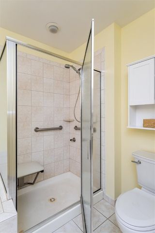 20 Magnolia Ln, Webster, NY 14580