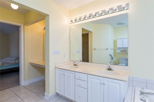 20 Magnolia Ln, Webster, NY 14580