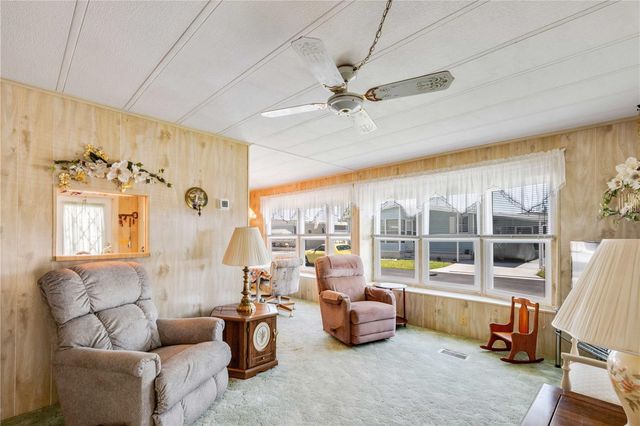 37812 VALENCIA AVENUE, Zephyrhills, FL 33541