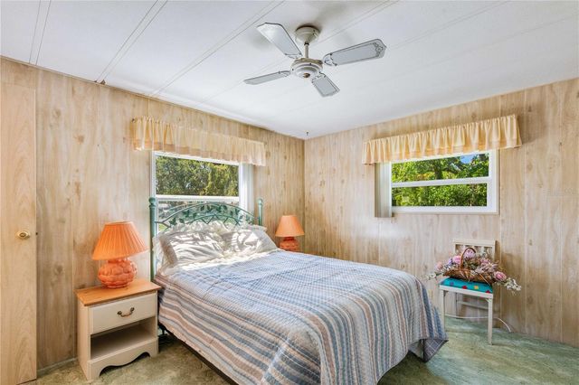 37812 VALENCIA AVENUE, Zephyrhills, FL 33541