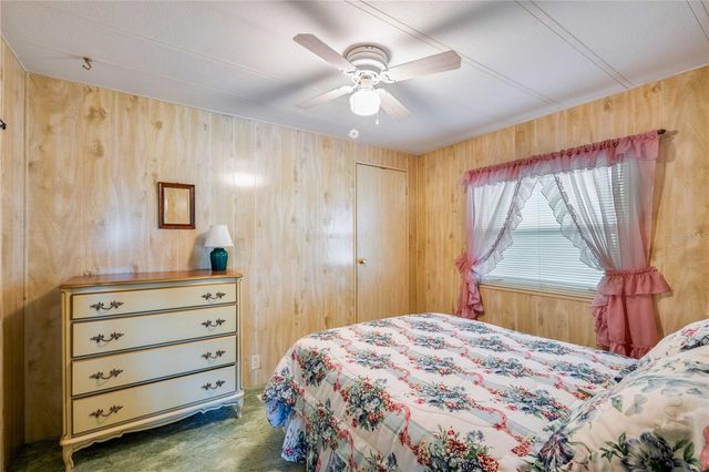 37812 VALENCIA AVENUE, Zephyrhills, FL 33541