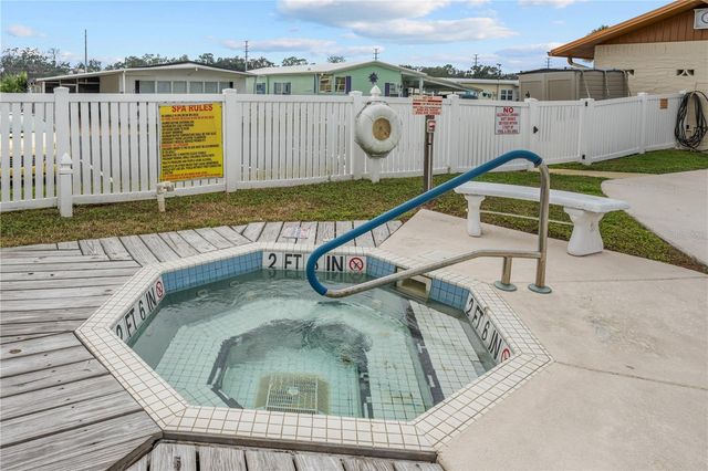 37812 VALENCIA AVENUE, Zephyrhills, FL 33541