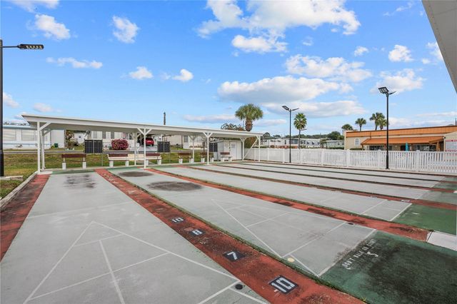 37812 VALENCIA AVENUE, Zephyrhills, FL 33541