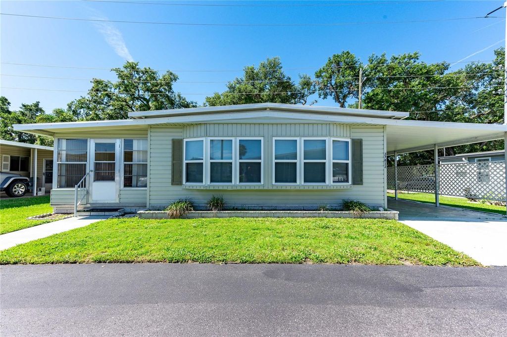 37812 VALENCIA AVENUE, Zephyrhills, FL 33541