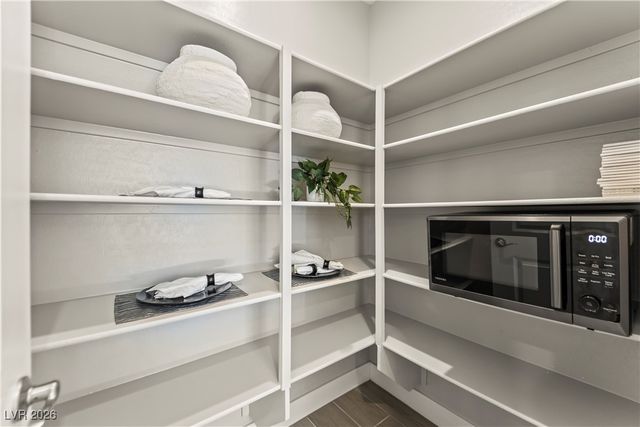 9965 West Meranto Avenue, Las Vegas, NV 89178