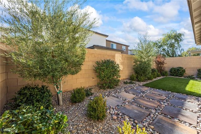 9965 West Meranto Avenue, Las Vegas, NV 89178