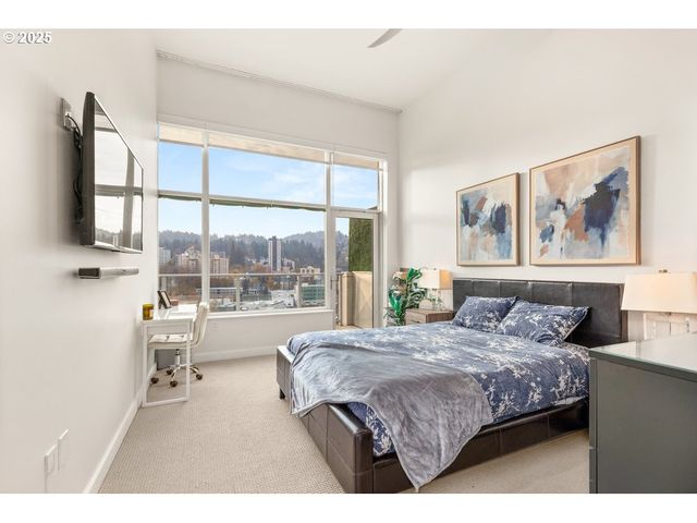 1926 W BURNSIDE St 1602, Portland, OR 97209