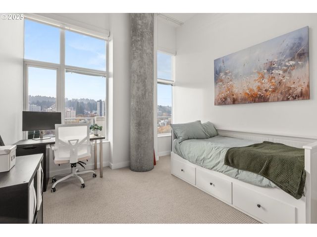 1926 W BURNSIDE St 1602, Portland, OR 97209