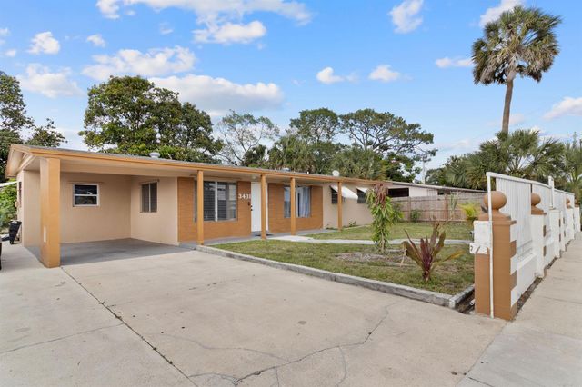 3431 NW 4th Street, Lauderhill, FL 33311