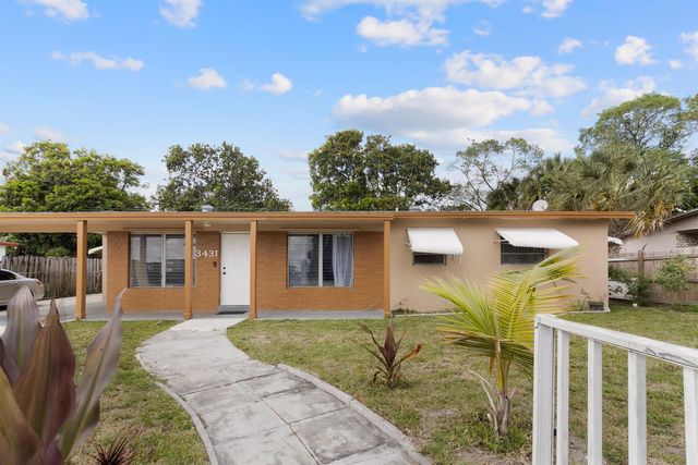 3431 NW 4th Street, Lauderhill, FL 33311