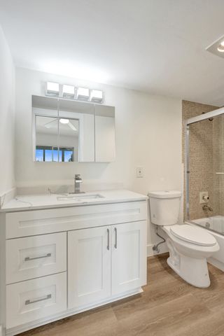 1112 Oakridge 1112, Deerfield Beach, FL 33442