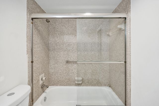 1112 Oakridge 1112, Deerfield Beach, FL 33442