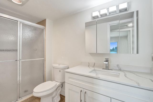 1112 Oakridge 1112, Deerfield Beach, FL 33442