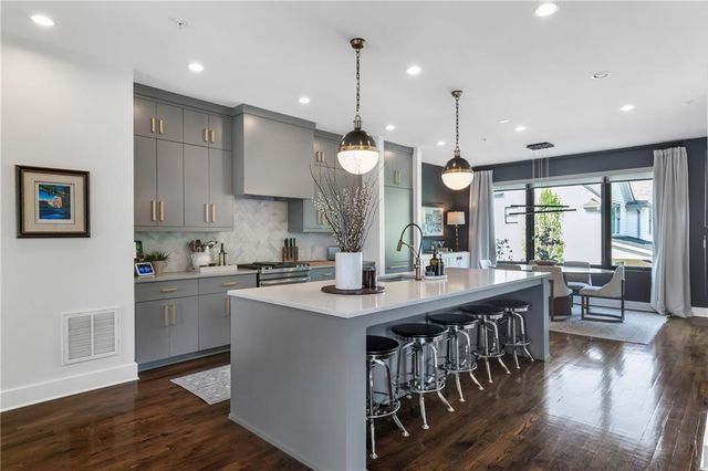 452 Plateau Place NW, Atlanta, GA 30309