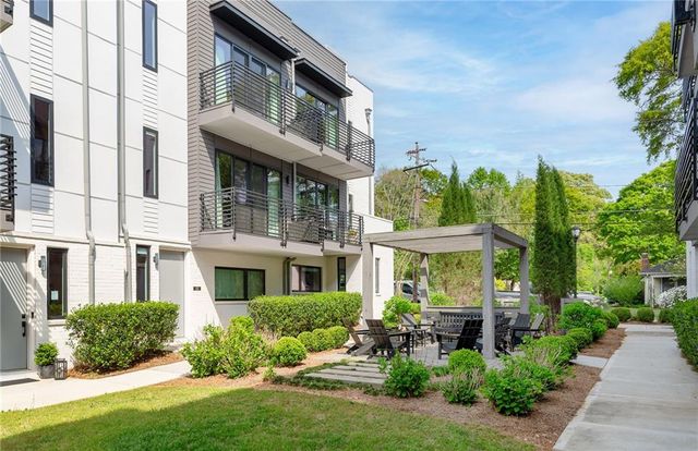 452 Plateau Place NW, Atlanta, GA 30309