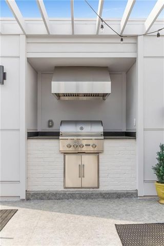 452 Plateau Place NW, Atlanta, GA 30309