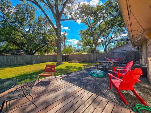 9507 Meadowbriar Lane, Houston, TX 77063