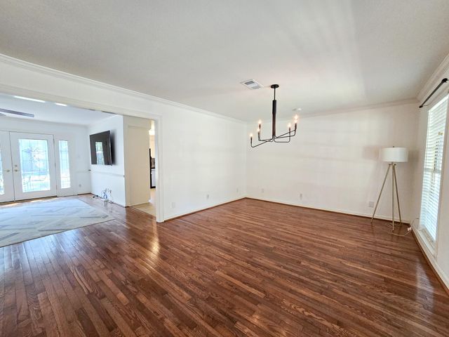 9507 Meadowbriar Lane, Houston, TX 77063