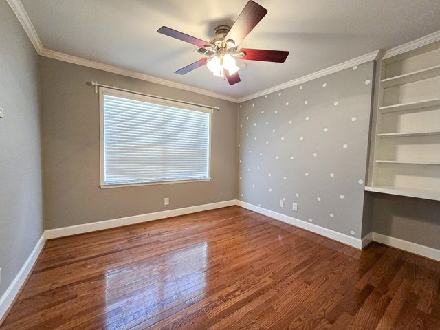 9507 Meadowbriar Lane, Houston, TX 77063