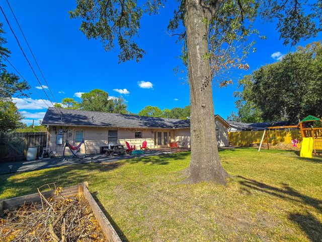 9507 Meadowbriar Lane, Houston, TX 77063