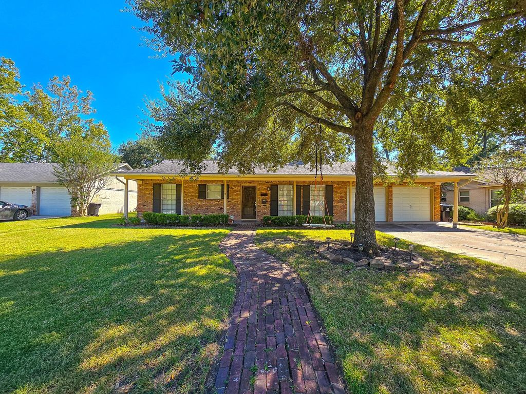 9507 Meadowbriar Lane, Houston, TX 77063