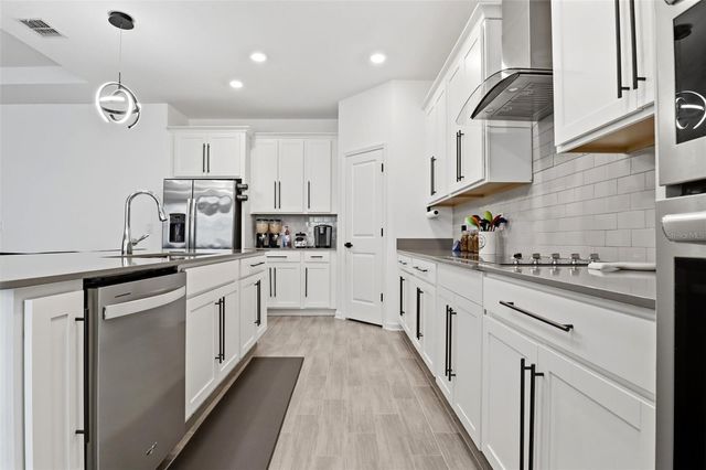 6286 LAKEPINE STREET, St Cloud, FL 34771