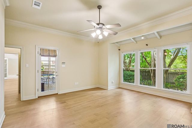 17847 Pecan Shadows Dr, Baton Rouge, LA 70810