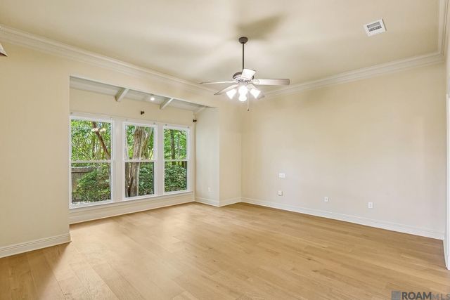 17847 Pecan Shadows Dr, Baton Rouge, LA 70810