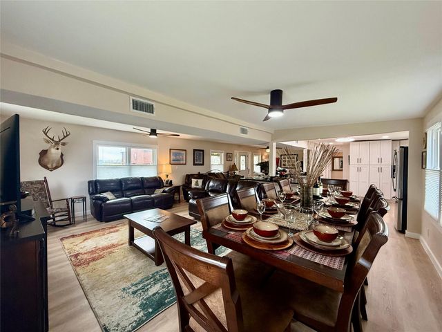 302444 Plantation, Damon, TX 77430