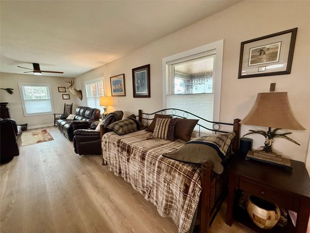 302444 Plantation, Damon, TX 77430
