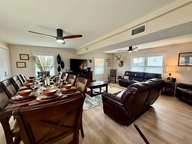 302444 Plantation, Damon, TX 77430