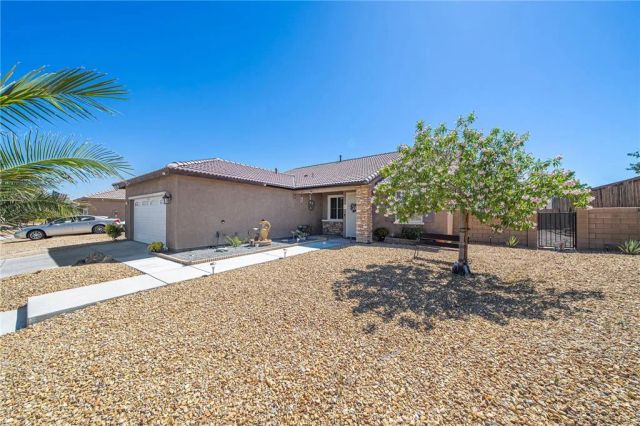13427 Cypress, Victorville, CA 92395