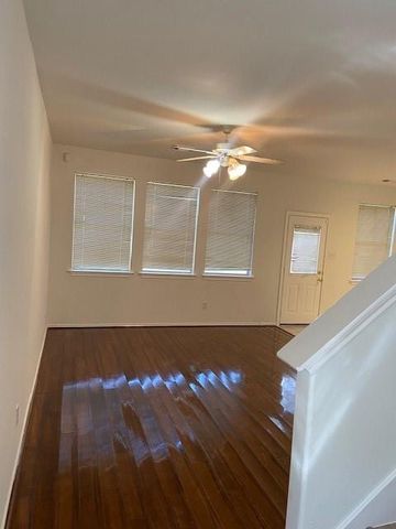 2926 Loganberry Park Lane, Houston, TX 77014