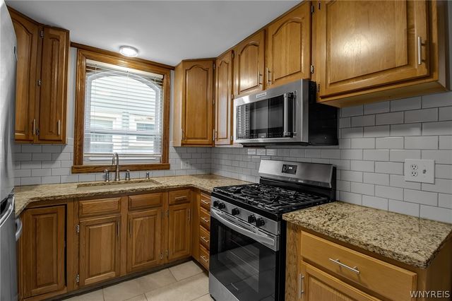 800 Amherst Street, Buffalo, NY 14216