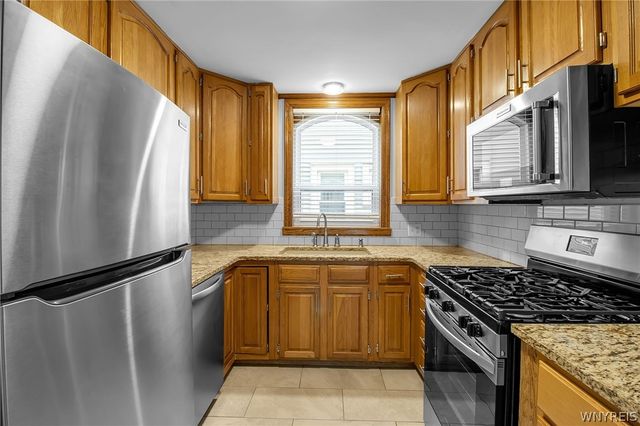 800 Amherst Street, Buffalo, NY 14216