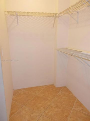 800 West Ave 415, Miami Beach, FL 33139