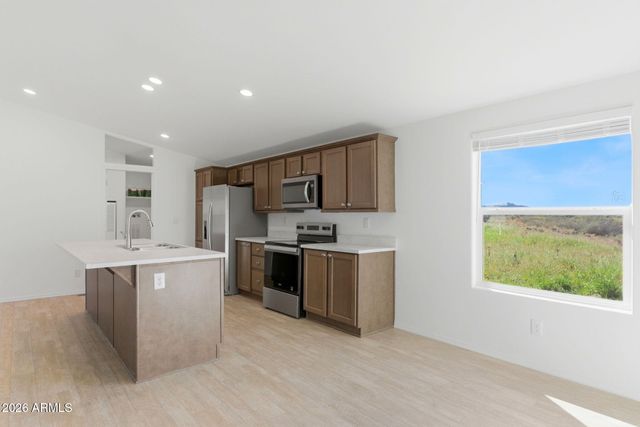 20901 E Park View Lane, Cordes Lakes, AZ 86333