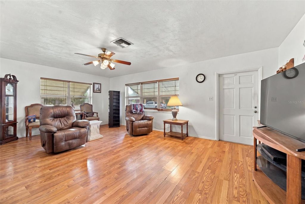 907 42ND STREET W, BRADENTON, FL 34205 — photo 3