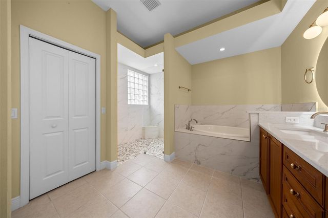 5092 NE 81ST BOULEVARD, Wildwood, FL 34785