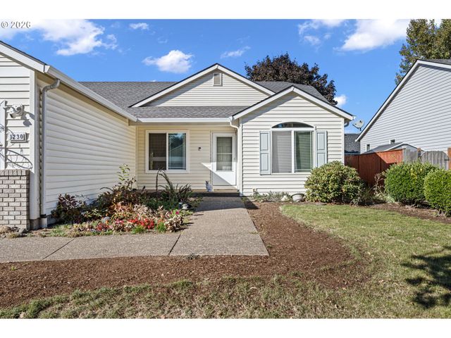 1230 Rupp St, Eugene, OR 97402