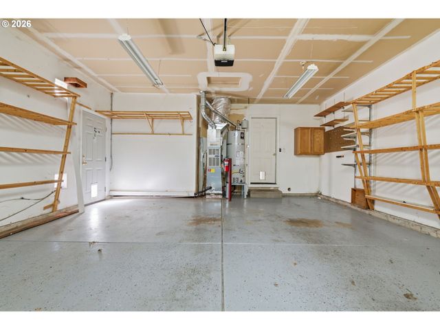 1230 Rupp St, Eugene, OR 97402