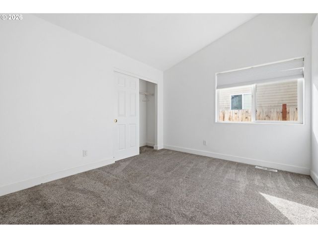 1230 Rupp St, Eugene, OR 97402