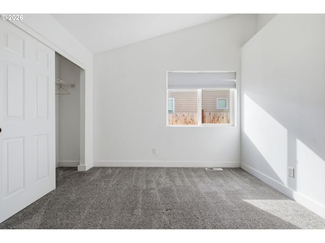 1230 Rupp St, Eugene, OR 97402