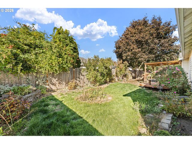 1230 Rupp St, Eugene, OR 97402