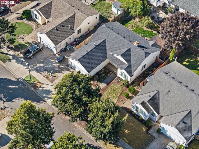 1230 Rupp St, Eugene, OR 97402