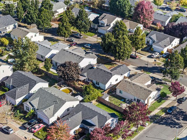 1230 Rupp St, Eugene, OR 97402